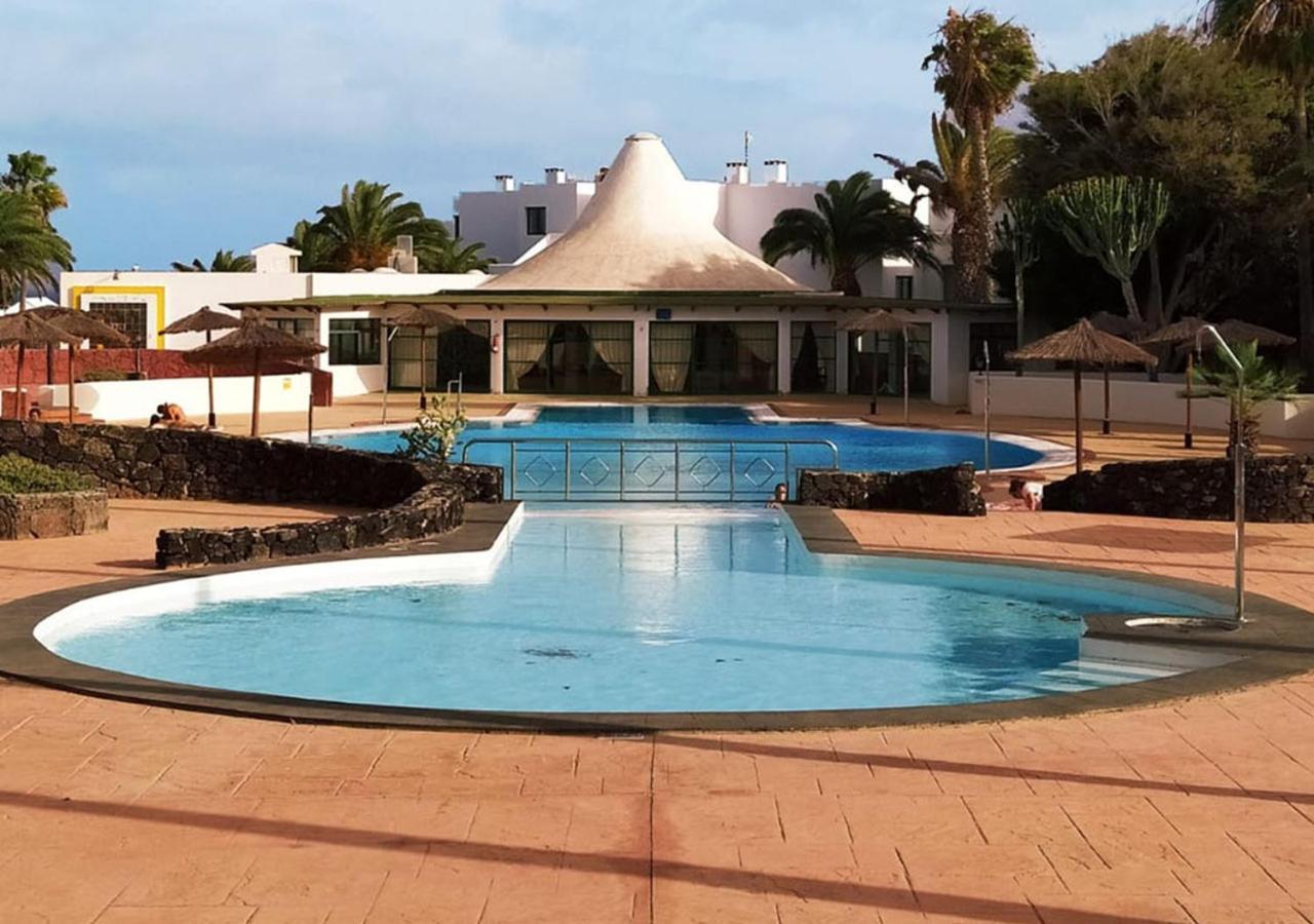 Villa Sun And Sea 1 Front De Mer Playa Rocca Costa Teguise Exterior photo